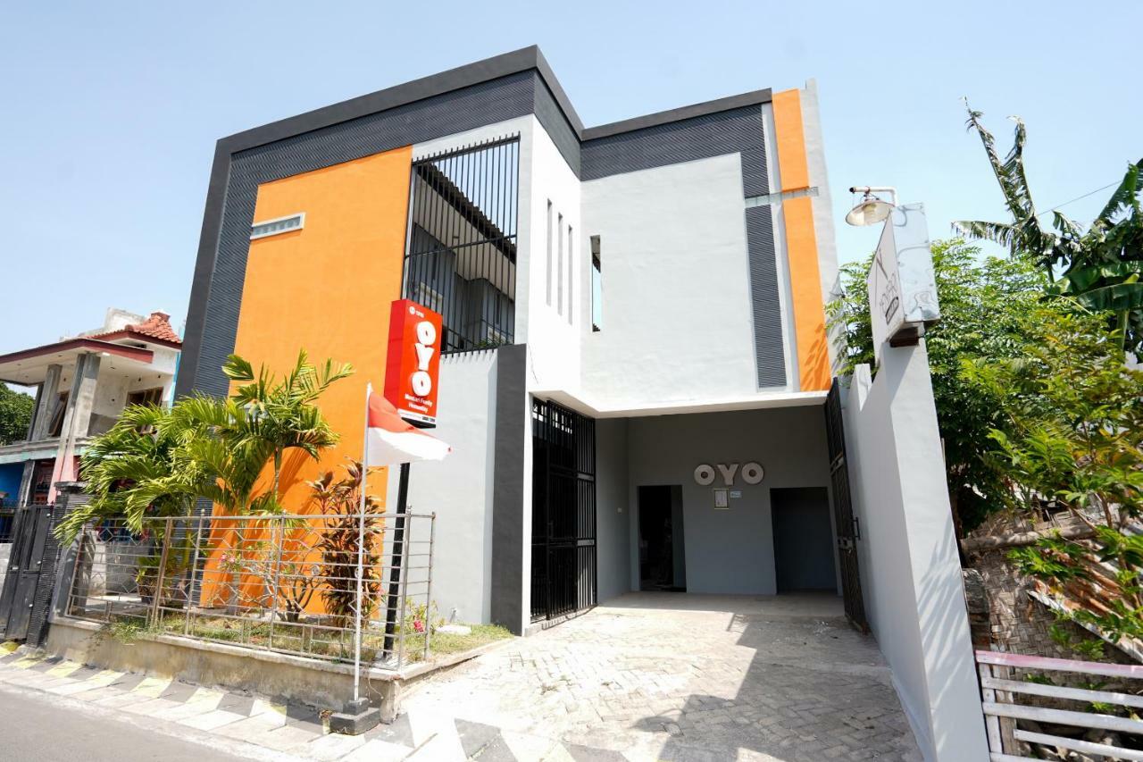 Oyo 1316 Mentari Family Homestay Probolinggo Exteriér fotografie